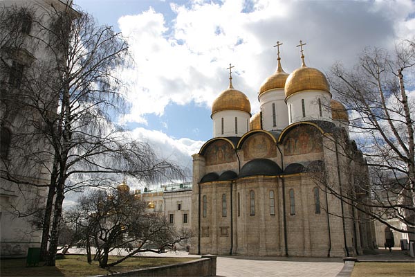 Cathedral of the Dormition, Kremlin, Moscow, 2004-05 (C) Seiji Yoshimoto