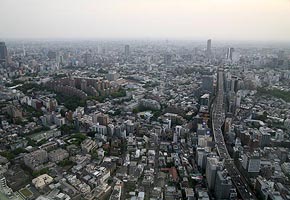 Shibuya viewed from Roppongi Hills Tower, Tokyo, 2006-05, (C) Seiji Yoshimoto