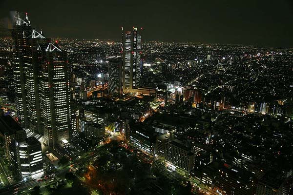 Shinjyuku Skyscrapers viewed from Metropolitan Government Building, Tokyo, 2006-04, (C) Seiji Yoshimoto