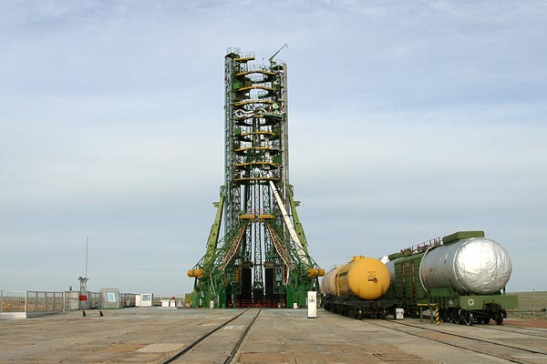 Soyuz Launch Pad, Site 1, Baikonur, 2004-05 (C) Seiji Yoshimoto