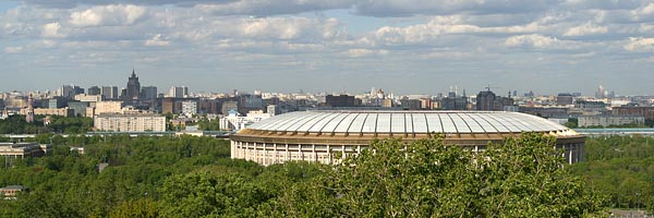 Moscow and Grand Sport Arena viewd from Sparrow Hills, 2004-05 (C) Seiji Yoshimoto