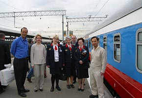 Railway Station, Moscow, 2004-05 (C) Seiji Yoshimoto