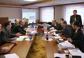 Top Management Meeting at Federal Space Agency of Russia, 2005-04 (C) Seiji Yoshimoto
