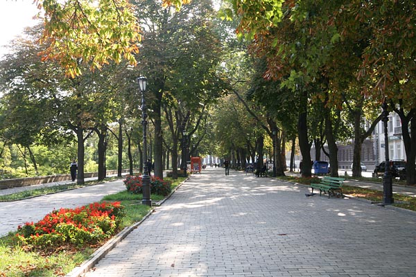Primorsky Boulevard, Odessa, 2006-10 (C) Seiji Yoshimoto